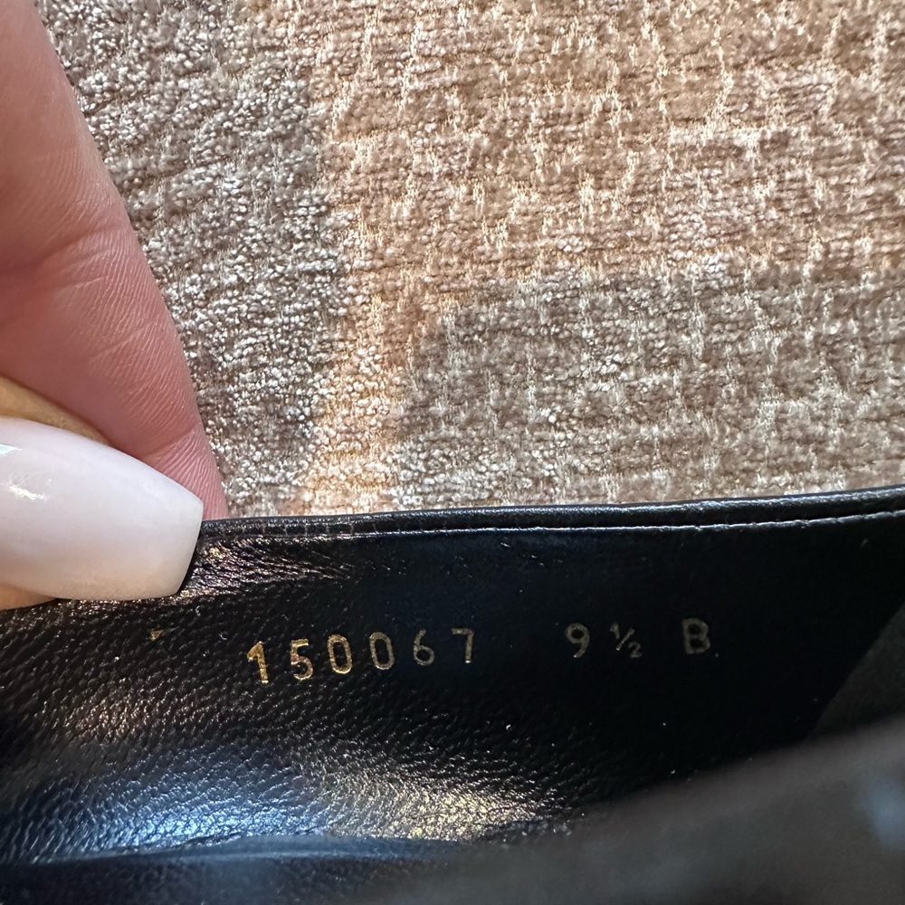 Gucci Pumps-Dust Bags & Replacement Heels Included - Picture 4 of 13